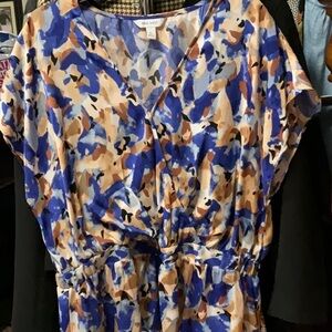 Nine West blue multi blouse